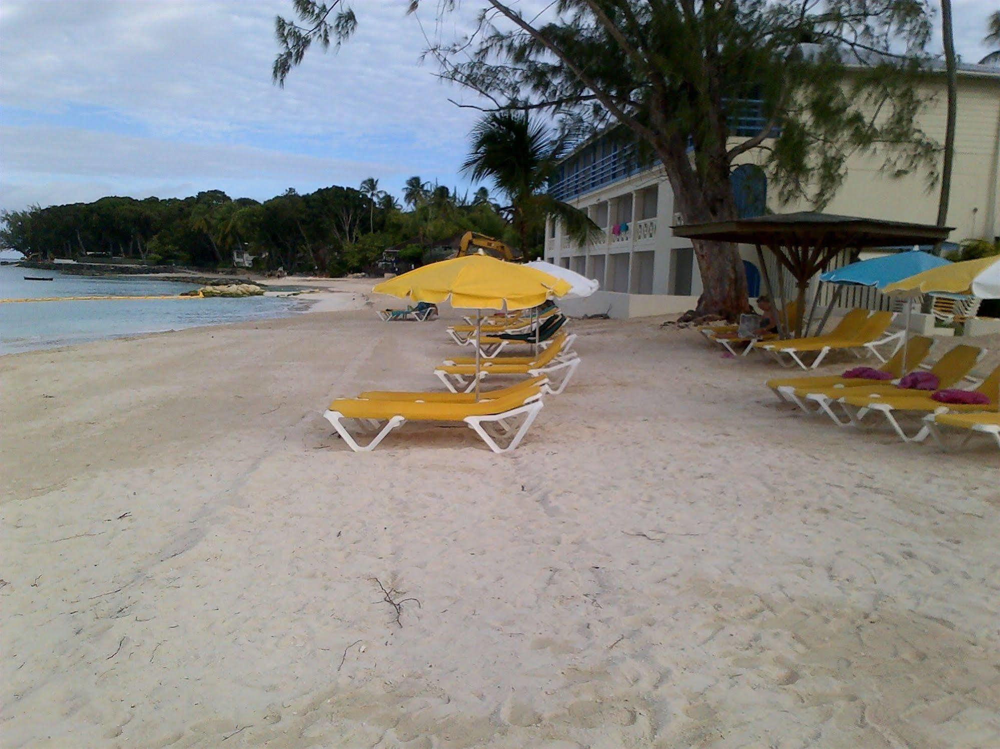 Starfish Discovery Bay Holetown Buitenkant foto